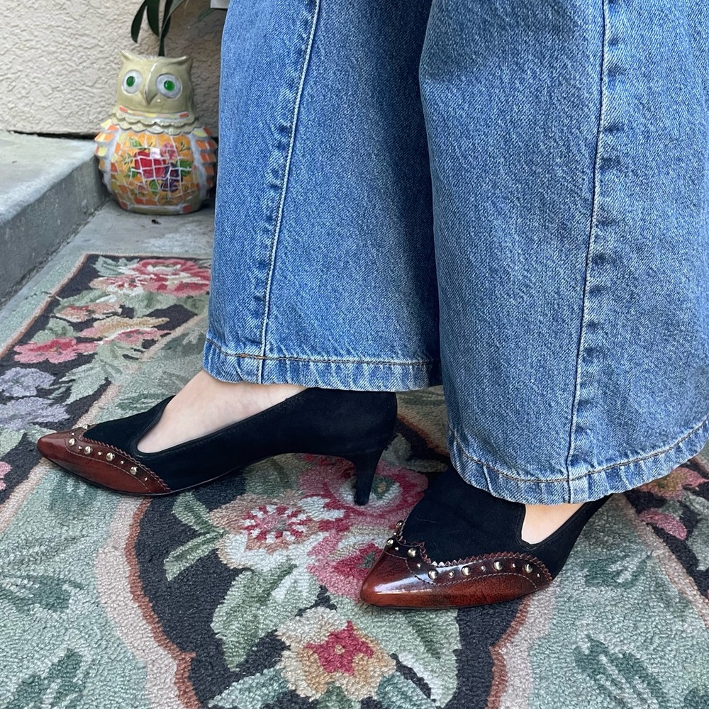Vintage brown/black Tory Burch leather heels